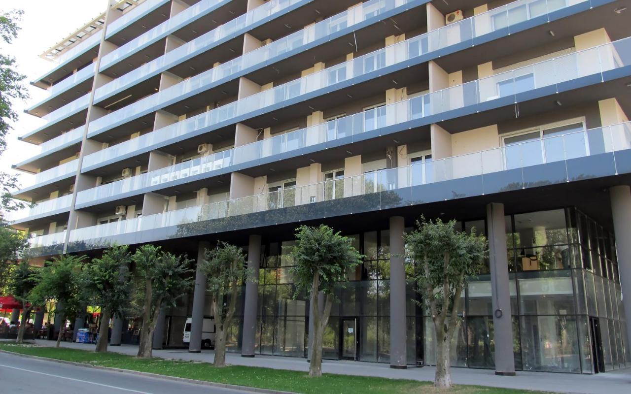 Spacious Studio Park City Novi Sad Exterior photo