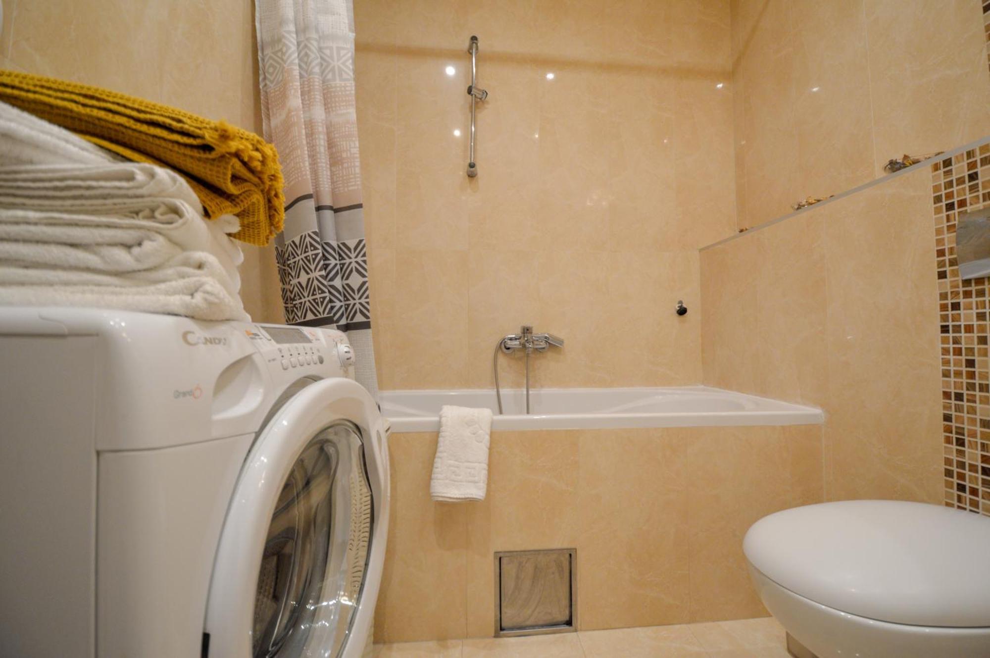 Spacious Studio Park City Novi Sad Exterior photo